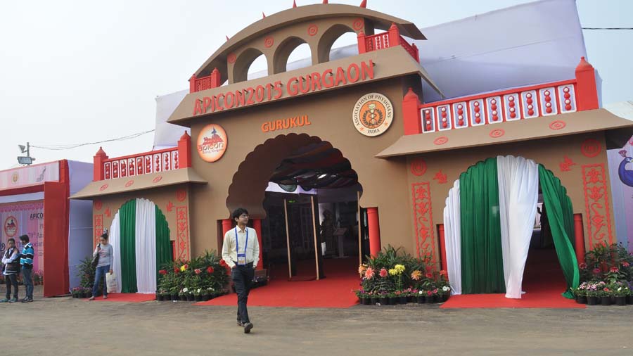 APICON 2015 - 1